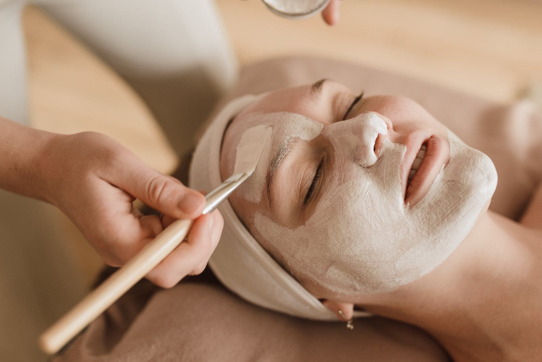 Facial skin care treatment